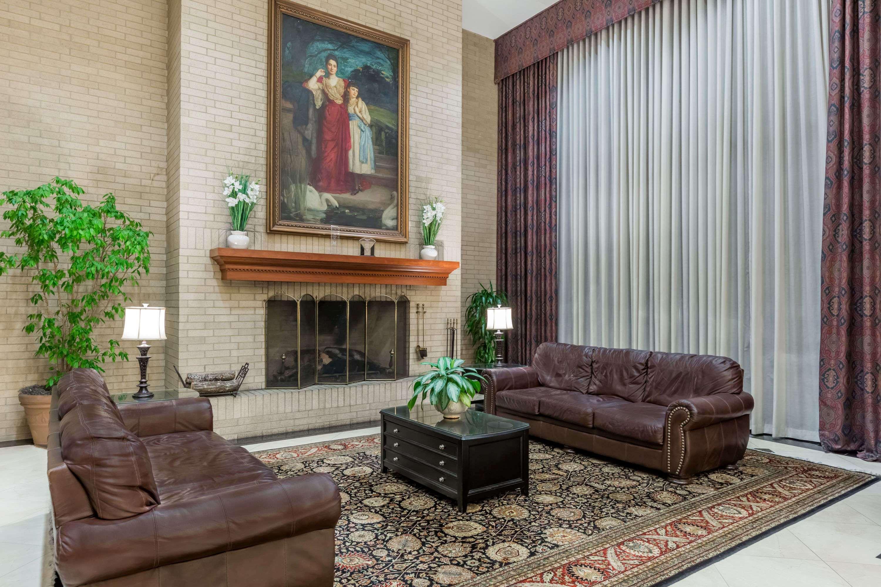 Wyndham Riverfront Hotel Little Rock Exterior foto
