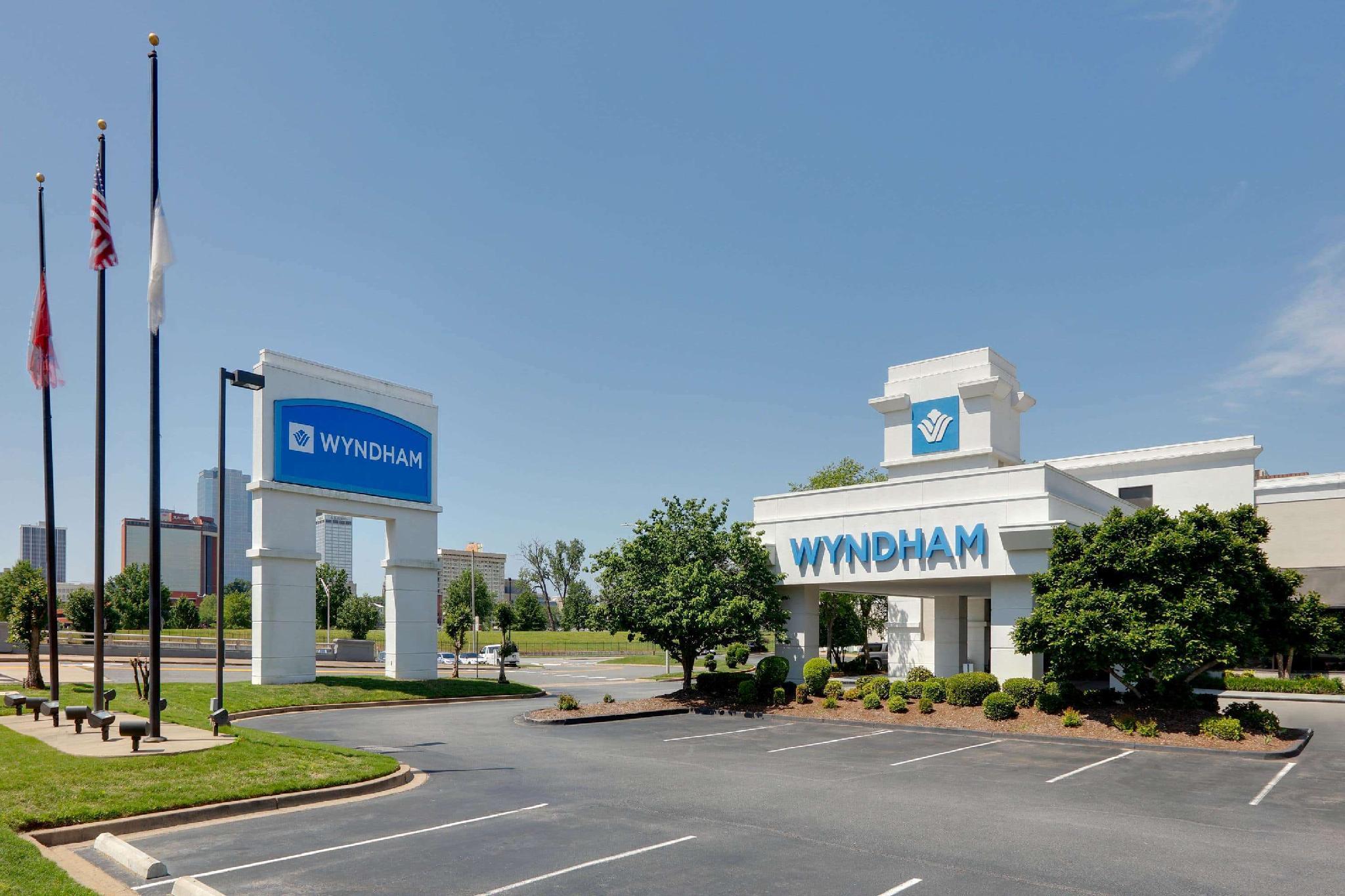 Wyndham Riverfront Hotel Little Rock Exterior foto