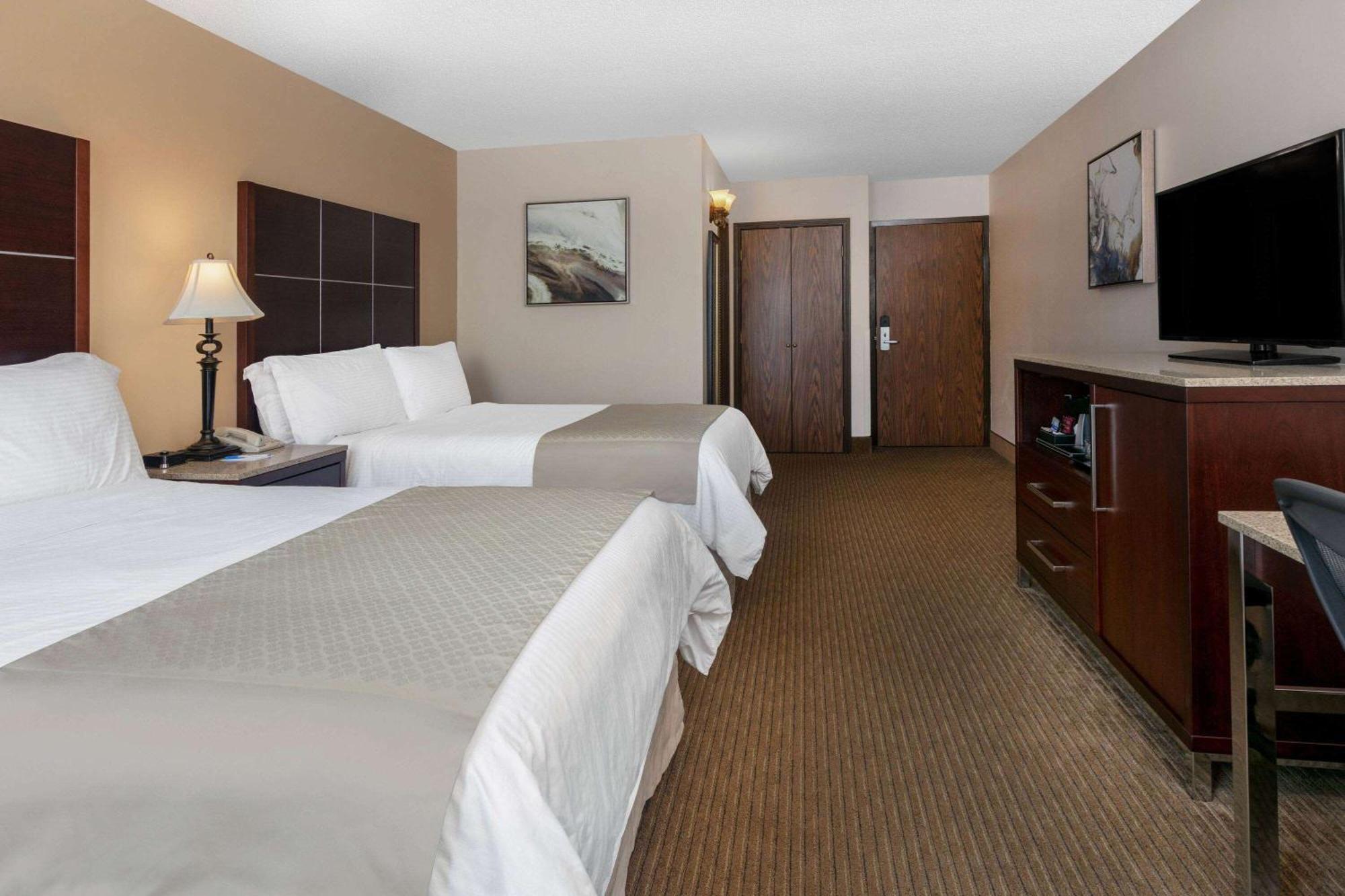 Wyndham Riverfront Hotel Little Rock Exterior foto